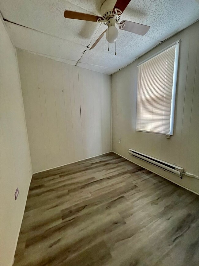 Photo - 3 Bedroom Home Available Now