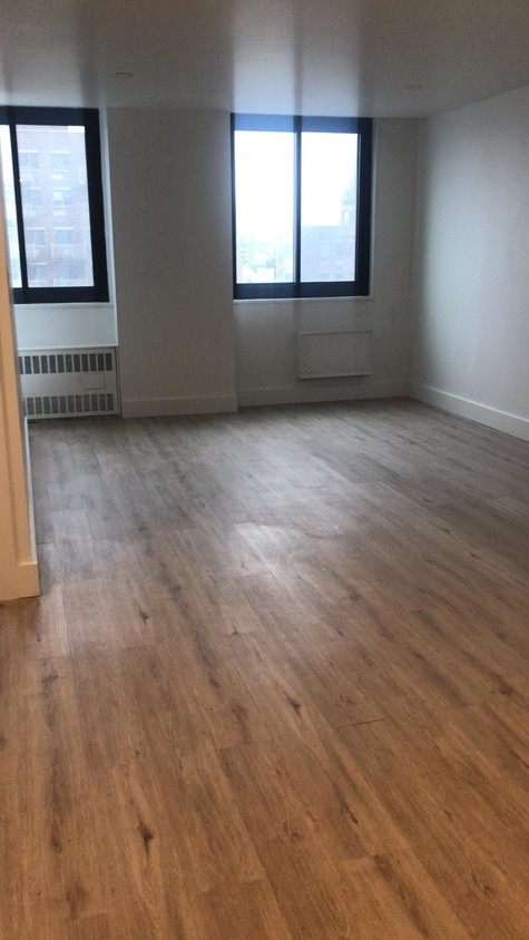 Foto principal - 711 Seagirt Ave
