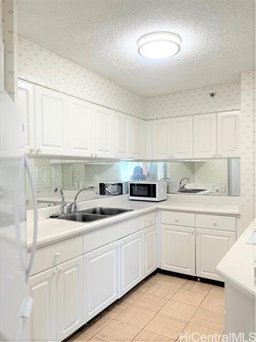 Foto del edificio - 1221 Victoria St