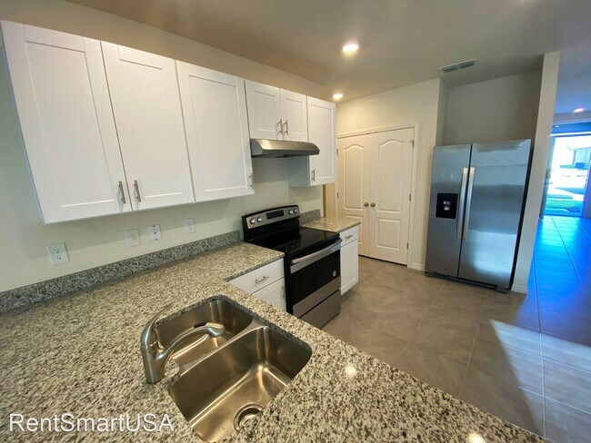 Foto del edificio - 3 br, 2 bath House - 2004 Glenbrooke Rd.
