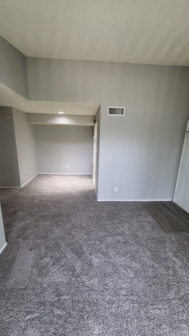 Foto del edificio - 3748 Idlebrook Cir