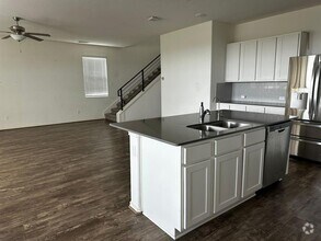 Building Photo - 208 Montauk Loop