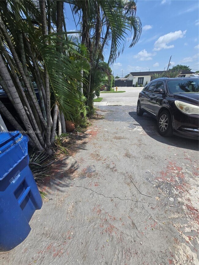Foto del edificio - 7930 NW 174th Terrace