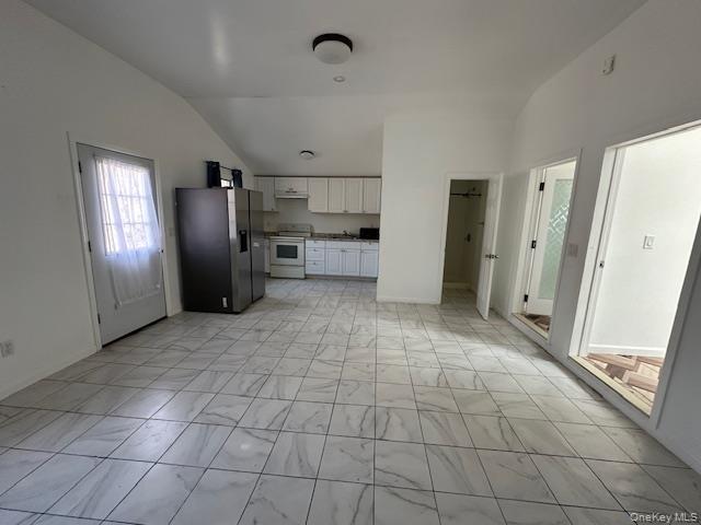 Foto del edificio - 10 Fenwood Dr