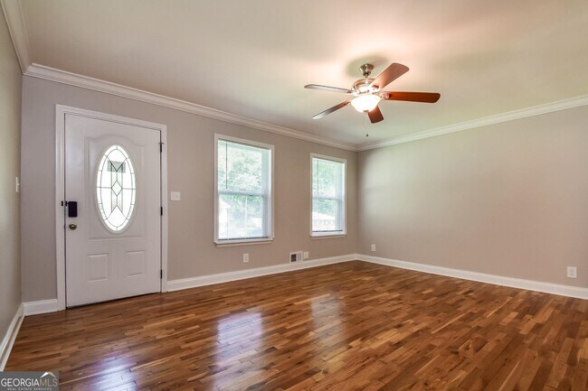 Foto del edificio - 5485 Deerfield Trail