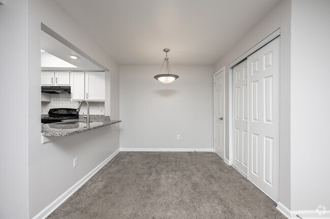 3BR, 1.5BA - 1,164SF - Dining Room - Eagle’s Edge