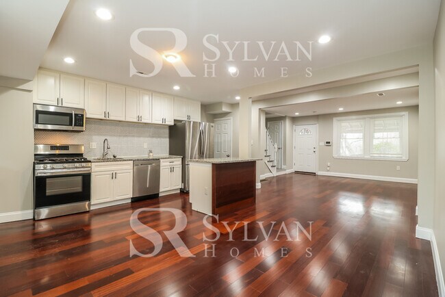 Foto del edificio - Prepare to be impressed by this 3 bedroom,...