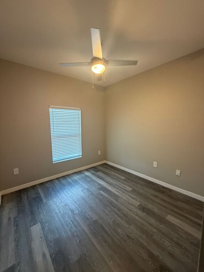 Building Photo - 26317 Explorer Rd
