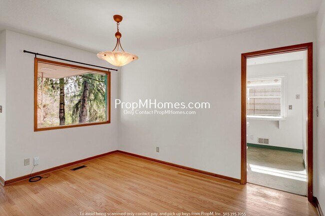 Foto del edificio - Quintessential Two Bedroom home in SW - Beautiful Backyard!