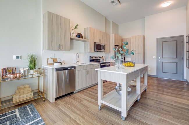 Building Photo - Novus