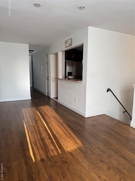 Photo - 156-49 76th St Apartment