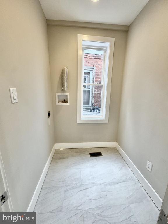 Foto del edificio - 5151 Wyalusing Ave