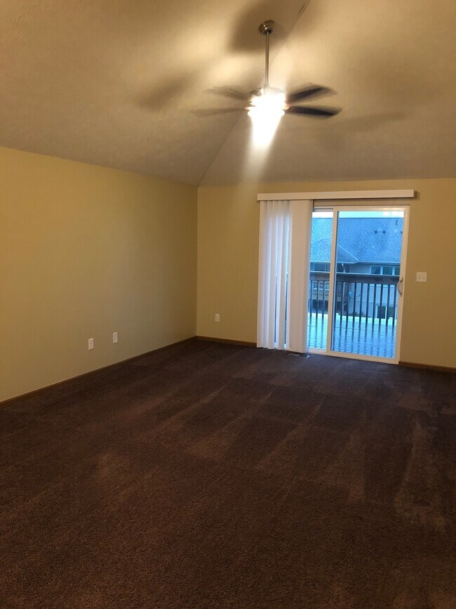 Foto del edificio - Newer Construction Home