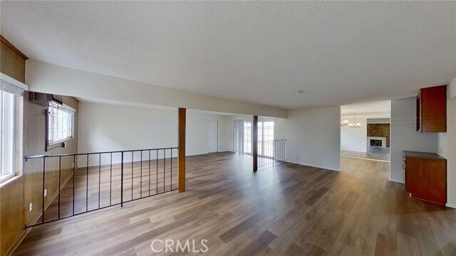 Building Photo - 172 Yale Ln