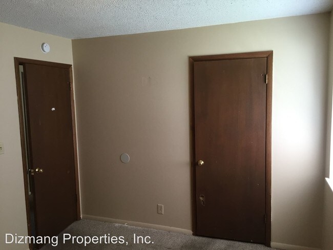 Foto del edificio - 409 E Downing St