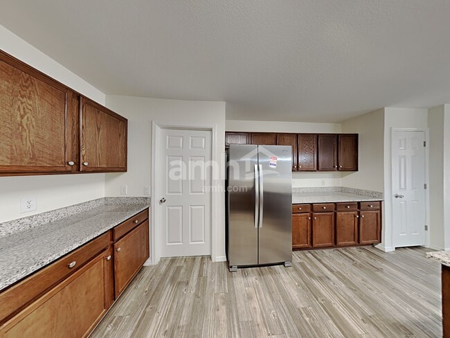 Building Photo - 3631 E Foxtrotter Rd