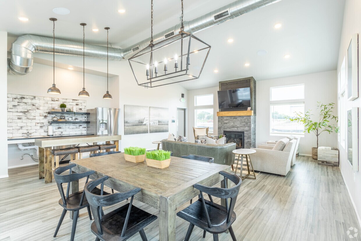 Foto principal - Silos at Ellis Crossing