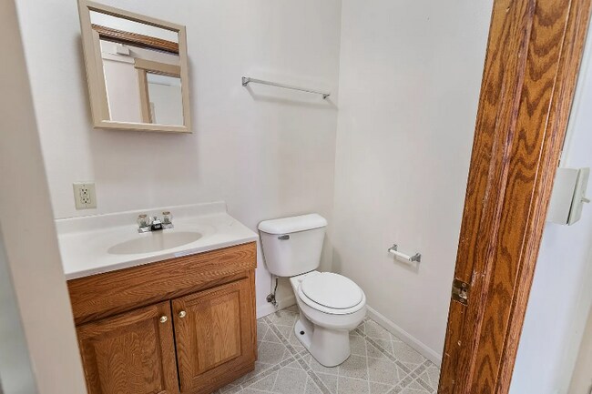 Foto del edificio - 2311 W Wisconsin Ave