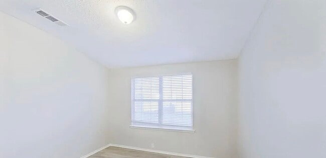 Photo - AVAILABLE NOW House