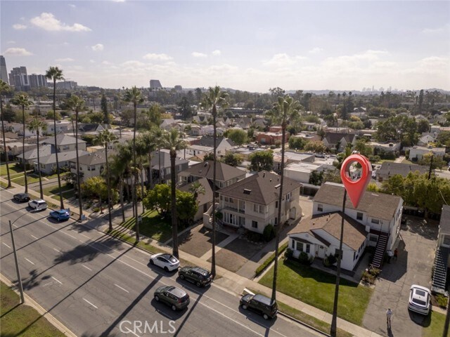 Foto del edificio - 676 W Glenoaks Blvd