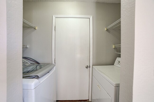 Foto del edificio - 3 Bed / 2 Bath in Glenpool!