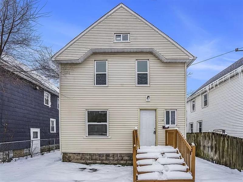 1118 Portage Ct, Kalamazoo, MI 49001 House Rental in Kalamazoo, MI