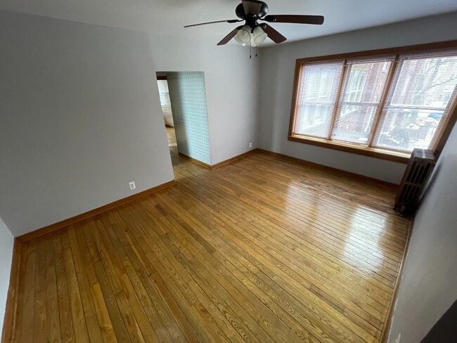 Building Photo - 5039 N Springfield Ave