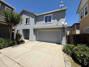 Building Photo - 8258 Crystal Walk Cir