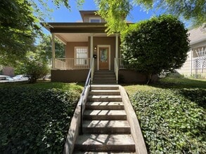 Building Photo - 2850 NE Davis St