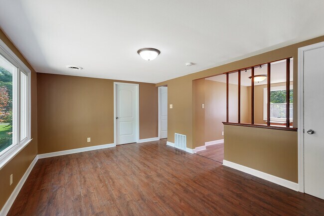 Foto del edificio - 741 W Kent Ave