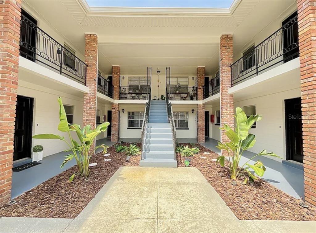 Foto principal - 121 Danube Ave