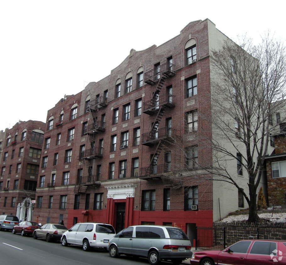 1910 University Ave, Bronx, NY 10453 Apartments in Bronx, NY