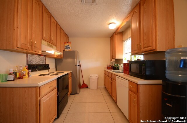 Building Photo - 6602 Timberhill