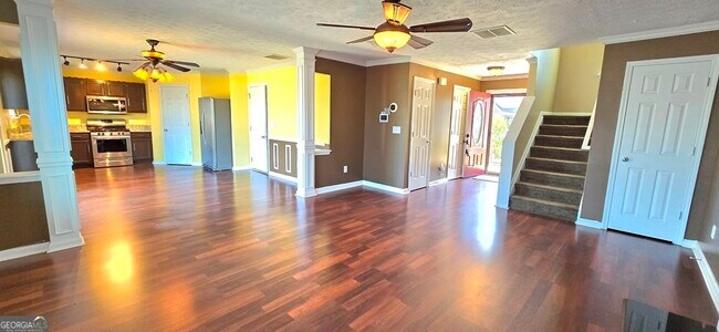 Foto del edificio - 2100 Pineview Trail