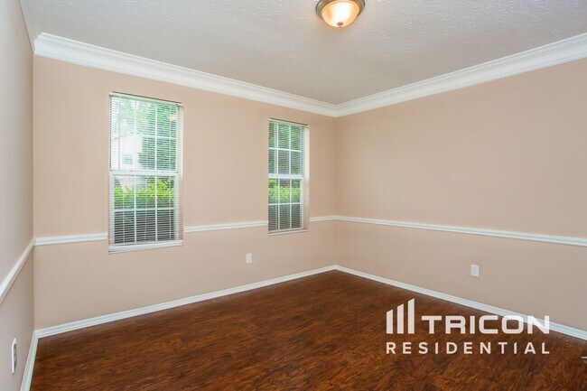 Foto del edificio - 4995 Windsor Downs Ln