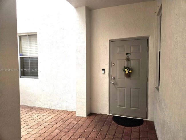 Building Photo - 4465 SW 160th Ave