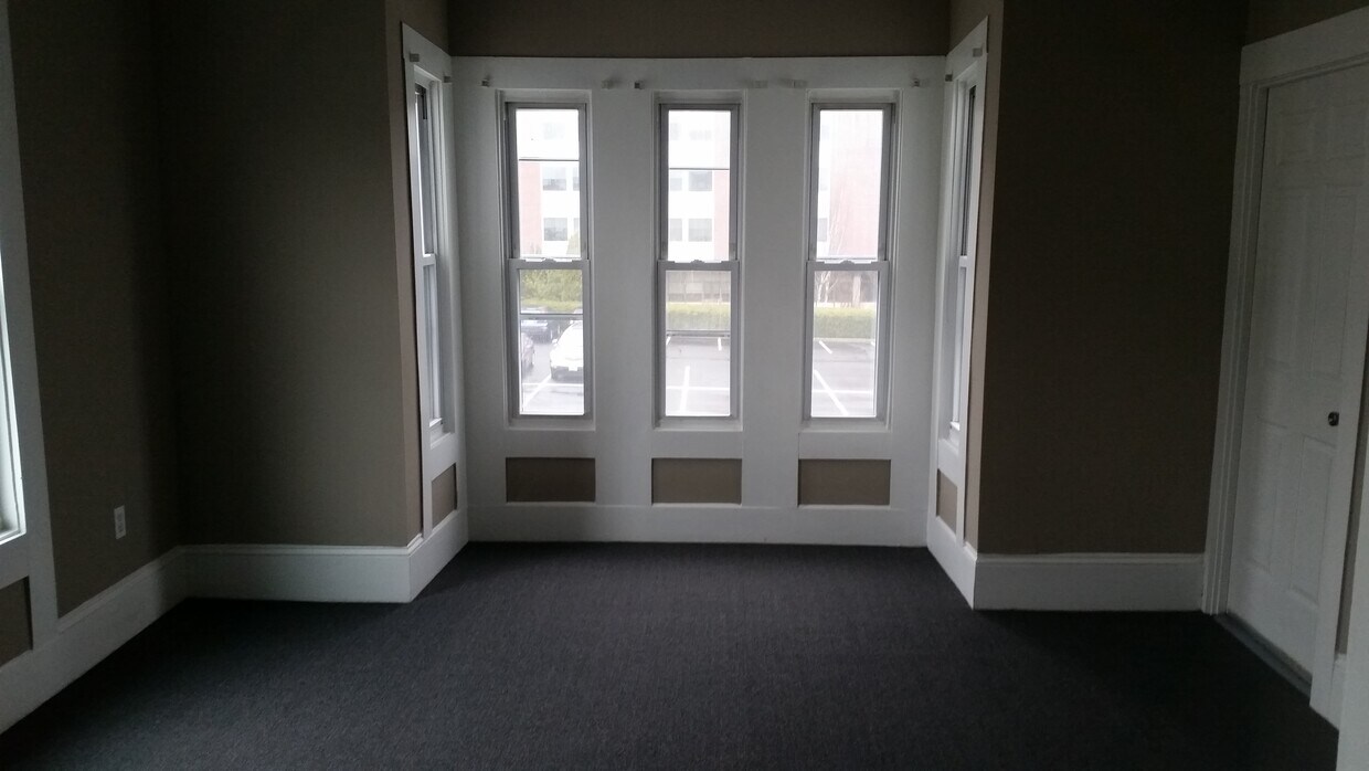 Foto principal - 340 Allen St