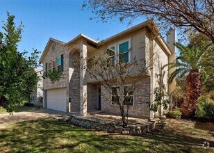 Building Photo - 2114 Milan Dr