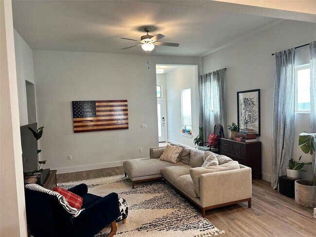 Foto del edificio - 8600 Cumbrae Ln