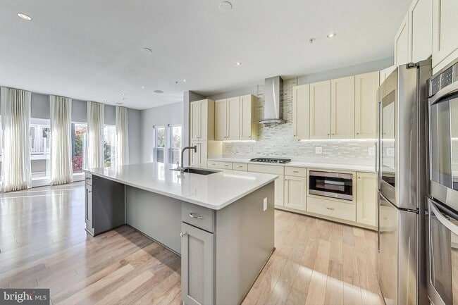 Photo - 1458 Piccard Dr Townhome