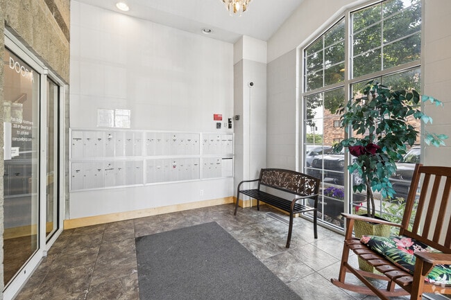 Lobby - Park Ridge Apartments