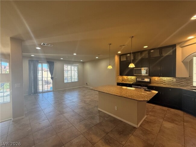 Building Photo - 5897 Atlantis Dream Ave