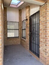 Building Photo - 7214 Dale Rd