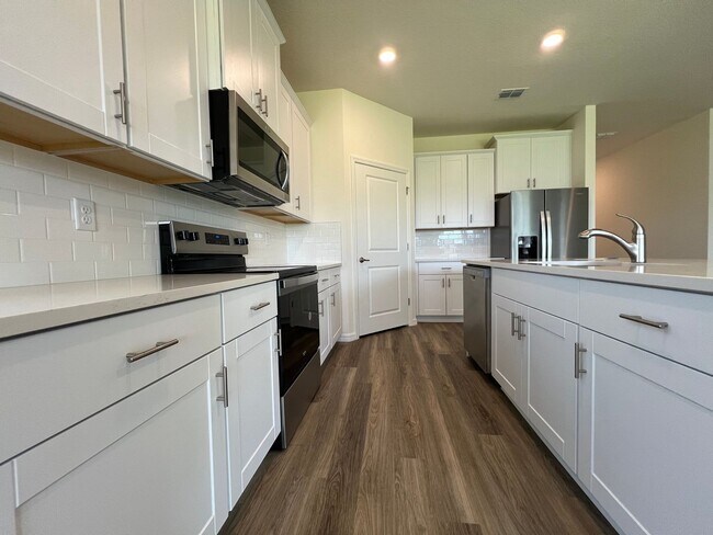 Foto del edificio - Desirable new build home in the Archers Mi...
