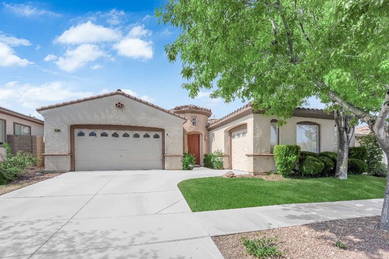 Foto principal - 10390 Stanberry Ave