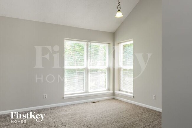 Building Photo - 4344 Braemar Dr