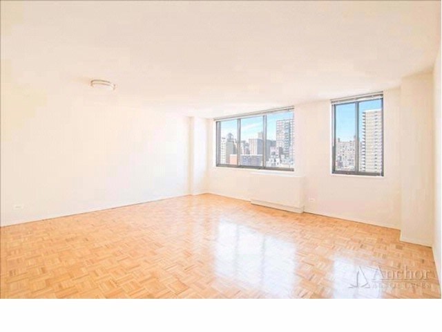 Primary Photo - 730 Columbus Ave