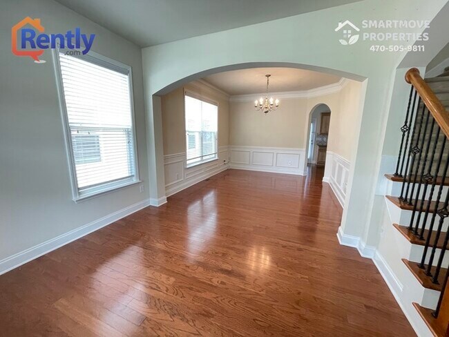 Building Photo - Finished basemen , Close to Hwy , Highly r...