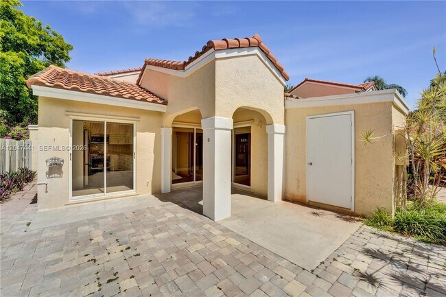 Foto del edificio - 1361 Springside Dr