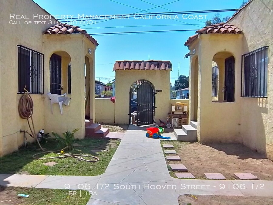 Foto del edificio - 8212 1/2 S Hoover St